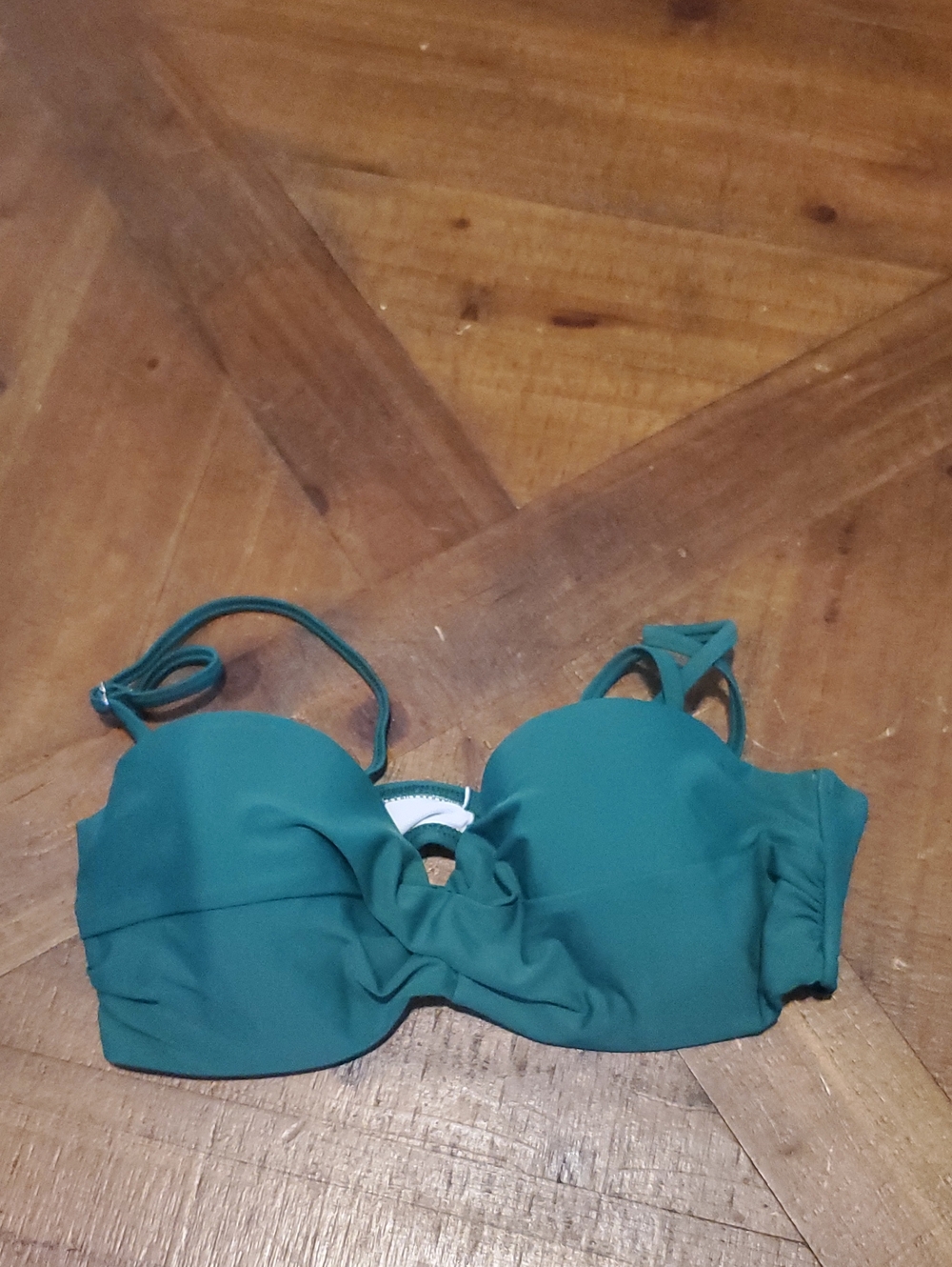 COCOSHIP Green Twist Front Bandeau Bikini Top with Straps